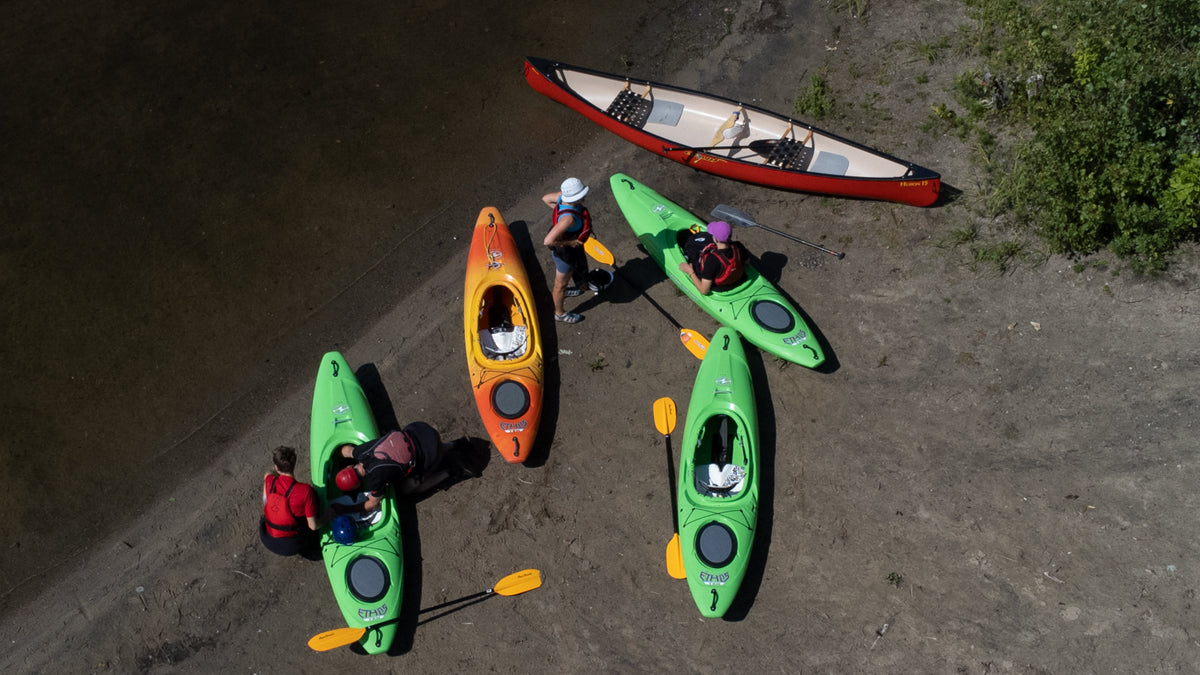 Single sea kayak